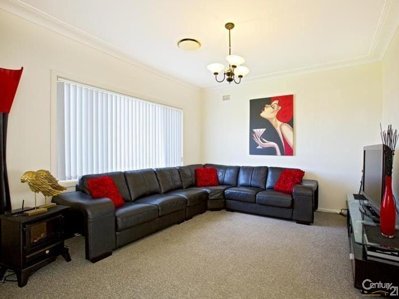 14 Craig Street, Smithfield NSW 2164