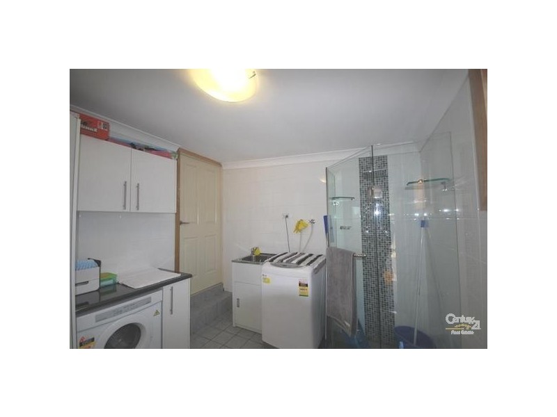 Fairfield East NSW 2165