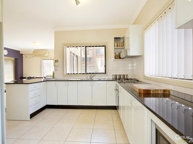 5/32  Stanbrook Street, Fairfield Heights NSW 2165