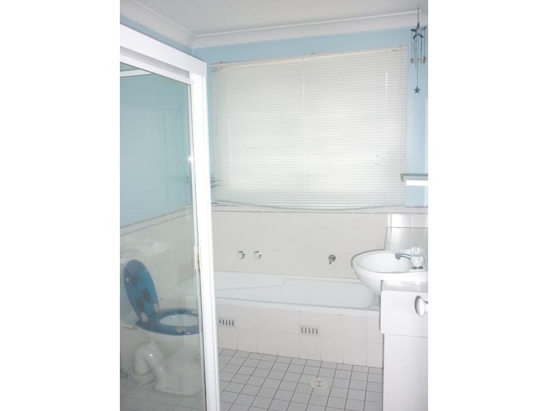 Hoxton Park NSW 2171