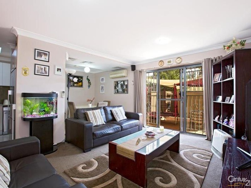 8/10-12 Fairlight Avenue, Fairfield NSW 2165