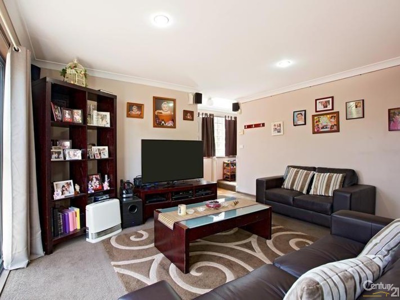 8/10-12 Fairlight Avenue, Fairfield NSW 2165