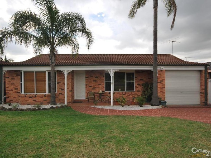 30 Saxonvale Crescent, Edensor Park NSW 2176