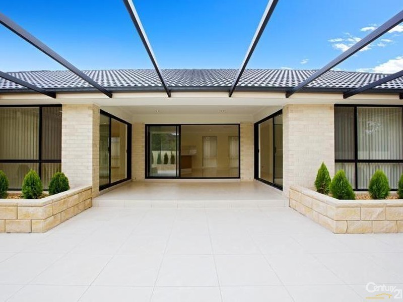 77 Maud Street, Fairfield West NSW 2165