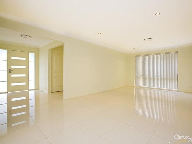 77 Maud Street, Fairfield West NSW 2165