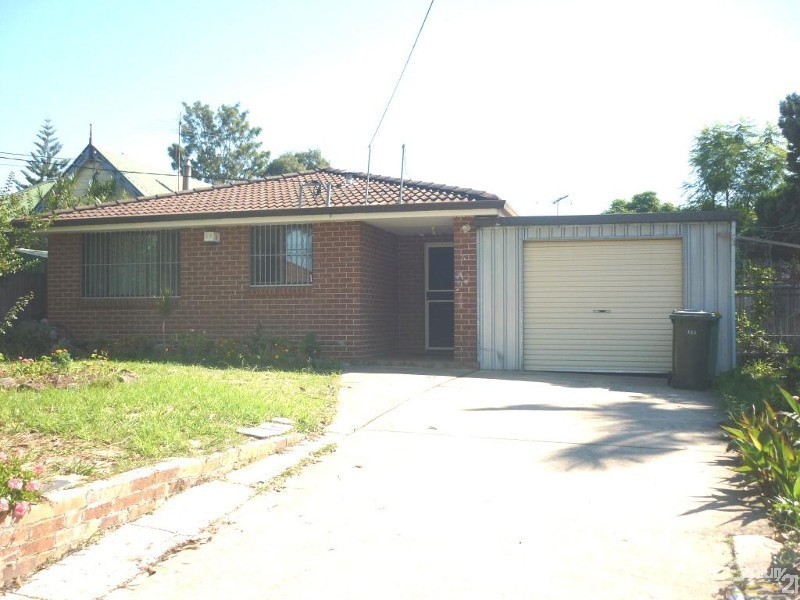 37 Sackville Street, Fairfield Heights NSW 2165