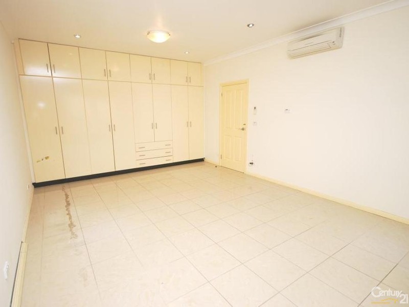 77 Prince Street, Canley Heights NSW 2166