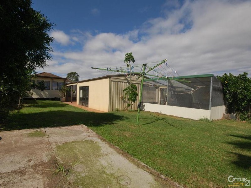 23 Taralga Street, Old Guildford NSW 2161