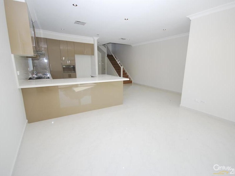 23 Rossiter Street, Smithfield NSW 2164