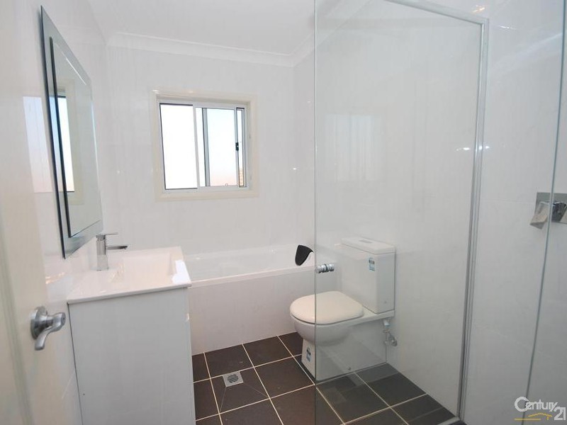 23 Rossiter Street, Smithfield NSW 2164