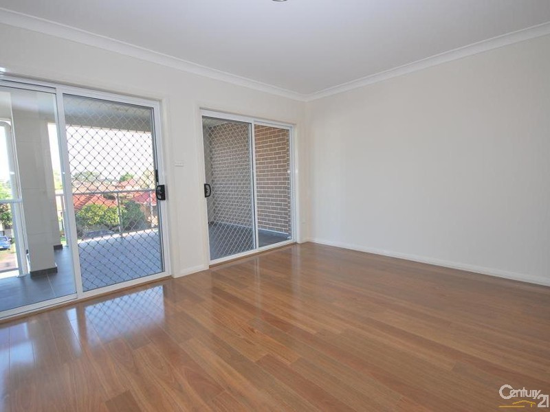 23 Rossiter Street, Smithfield NSW 2164