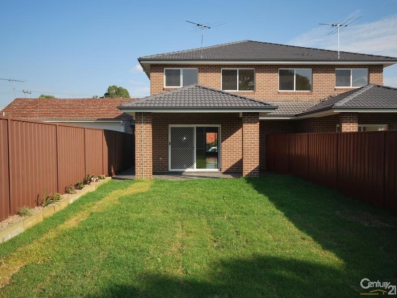 23 Rossiter Street, Smithfield NSW 2164