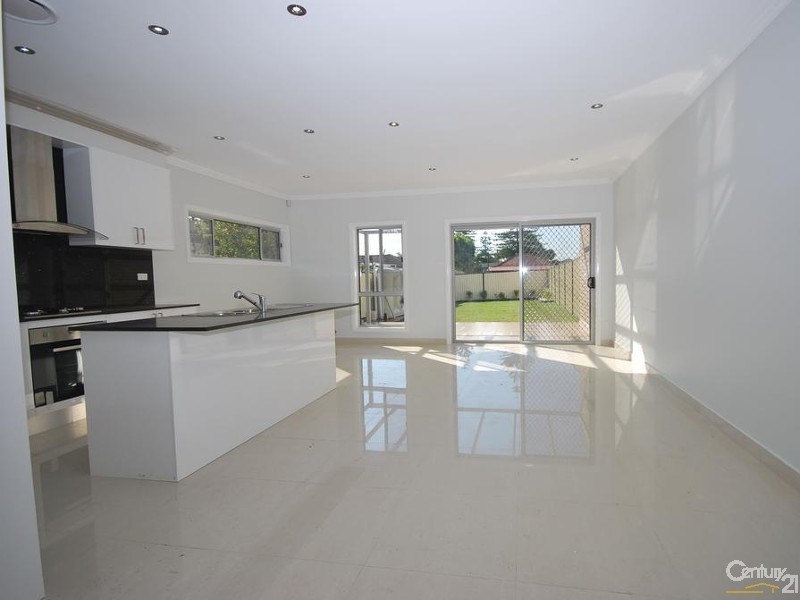 13 Rossiter Street, Fairfield Heights NSW 2165