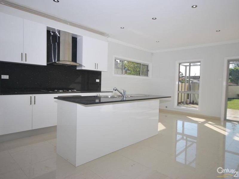 13 Rossiter Street, Fairfield Heights NSW 2165