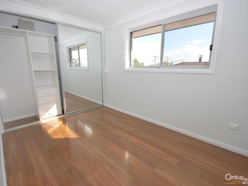 13 Rossiter Street, Fairfield Heights NSW 2165