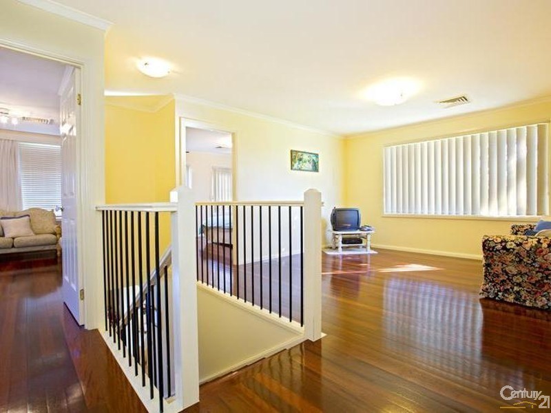 15 Baldini Place, Hinchinbrook NSW 2168