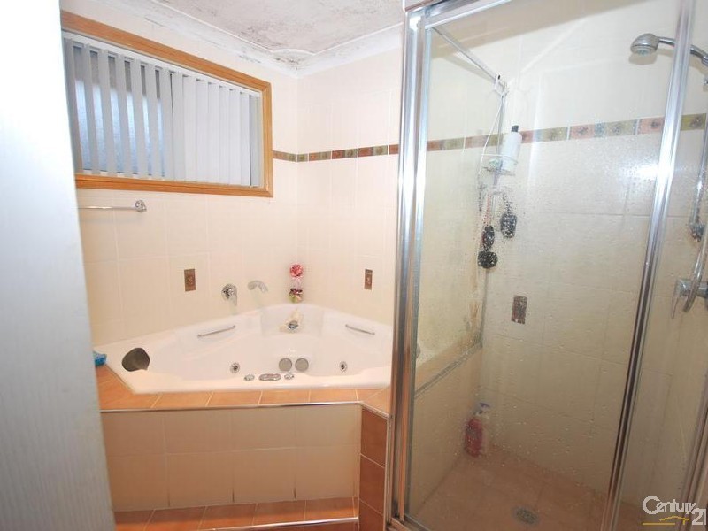 4 Casanda Avenue, Smithfield NSW 2164