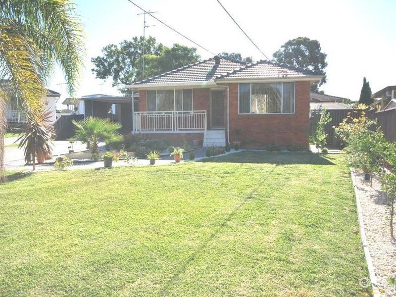 9 Frome Street, Fairfield West NSW 2165