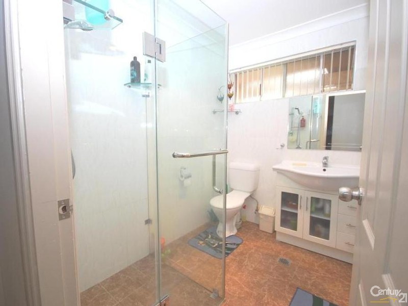 9 Frome Street, Fairfield West NSW 2165