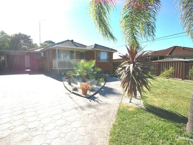 9 Frome Street, Fairfield West NSW 2165