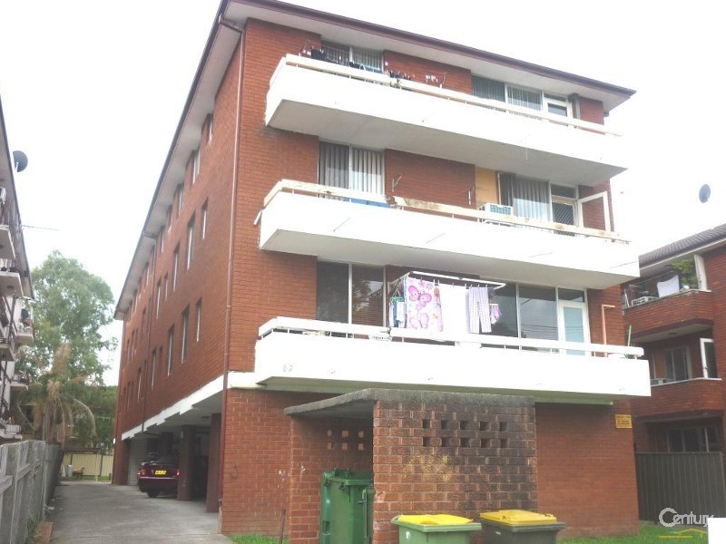 12/82 Harris Street, Fairfield NSW 2165