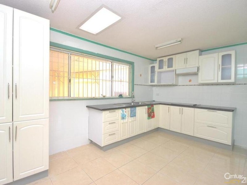 19 Aberdeen Road, Busby NSW 2168