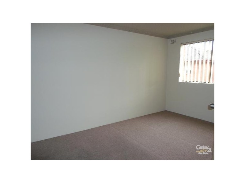 Fairfield NSW 2165