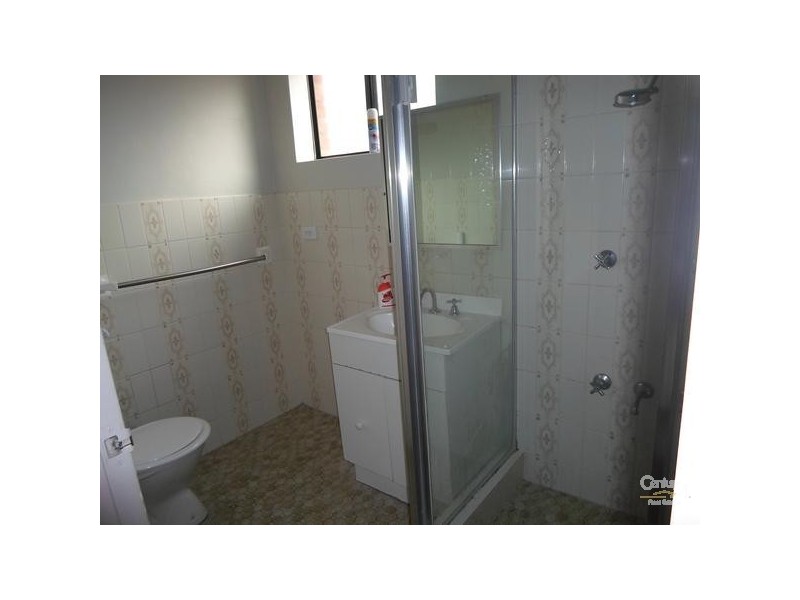 Fairfield NSW 2165