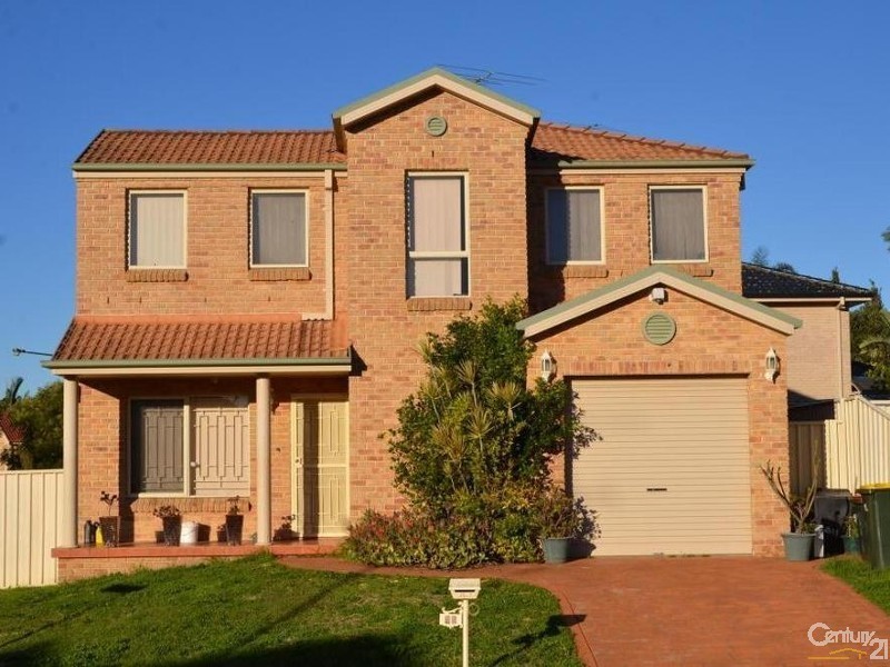 8A Stella St, Green Valley NSW 2168