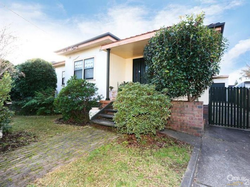 24 Craig Street, Smithfield NSW 2164