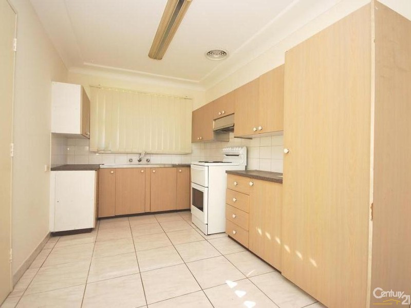 Fairfield West NSW 2165