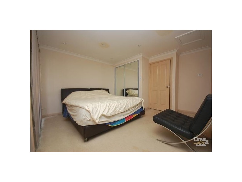 Fairfield West NSW 2165