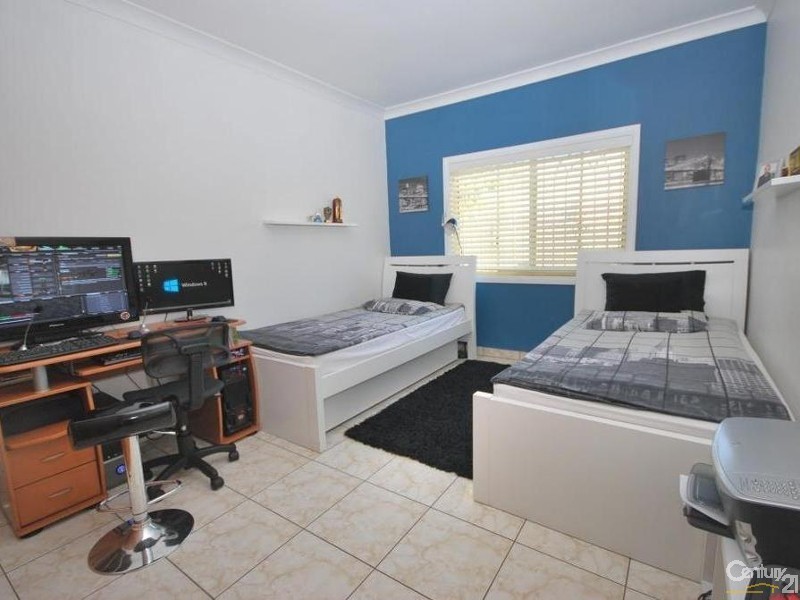 Fairfield East NSW 2165