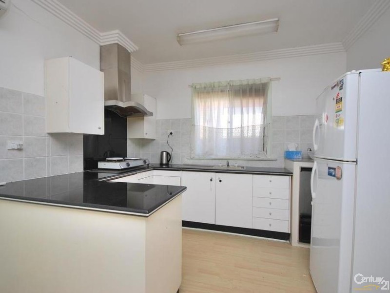 40 Churchill Street, Fairfield NSW 2165