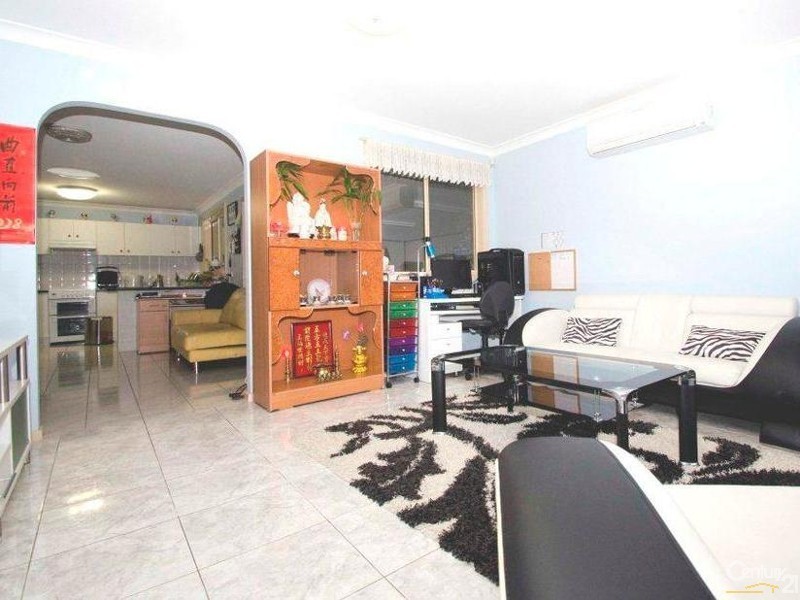 276 Green Valley Road, Green Valley NSW 2168