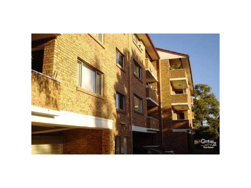 Fairfield NSW 2165