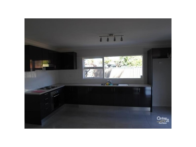 Fairfield West NSW 2165