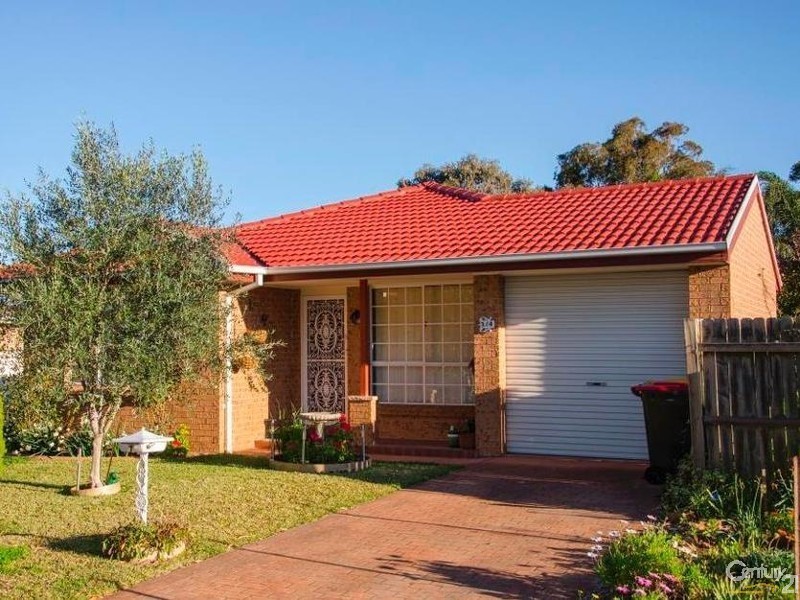 1/4 Tanami Close, Wakeley NSW 2176