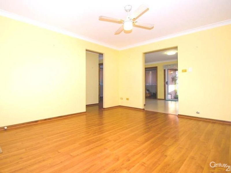 1/4 Tanami Close, Wakeley NSW 2176