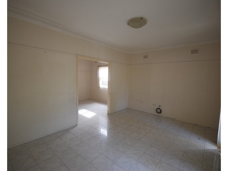 Canley Heights NSW 2166