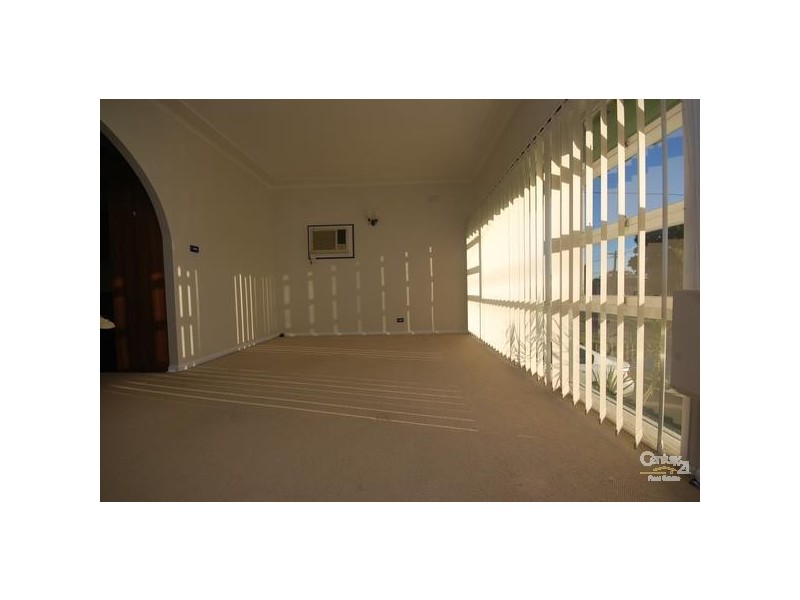 Fairfield West NSW 2165