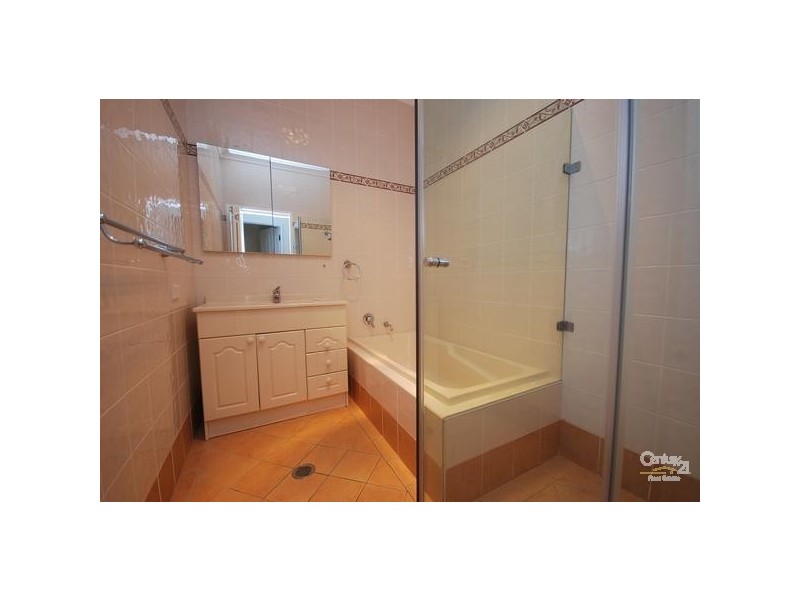 Fairfield West NSW 2165