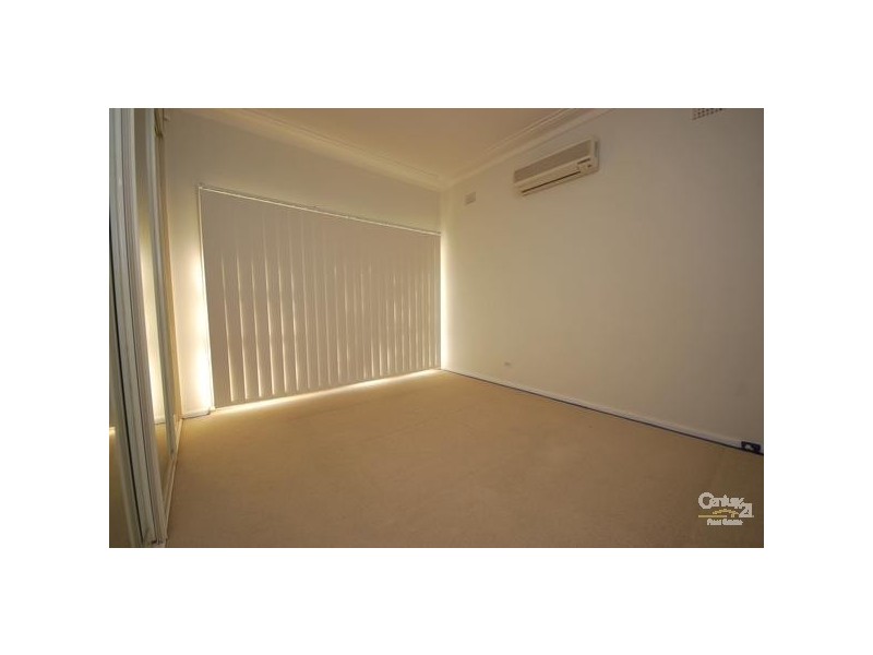 Fairfield West NSW 2165