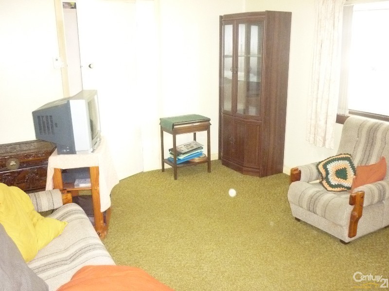 12 Linda Street, Fairfield Heights NSW 2165