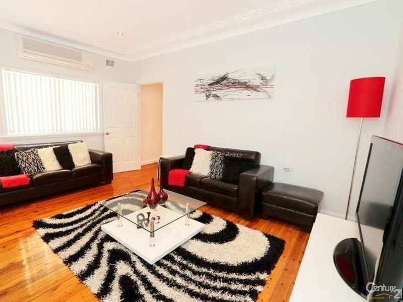 48 Villiers Street, Merrylands NSW 2160