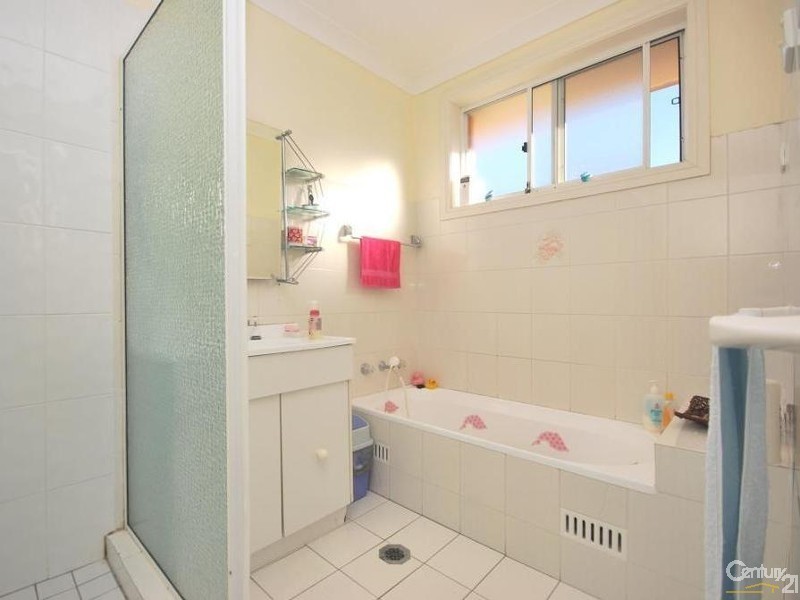 3/137 Edensor Road, Edensor Park NSW 2176
