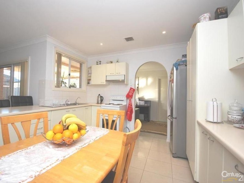 3/137 Edensor Road, Edensor Park NSW 2176