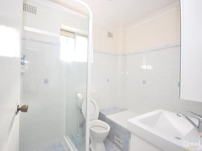 3/74  Harris Street, Fairfield NSW 2165