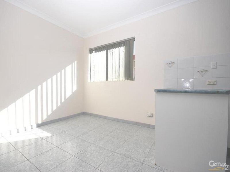 3/74  Harris Street, Fairfield NSW 2165