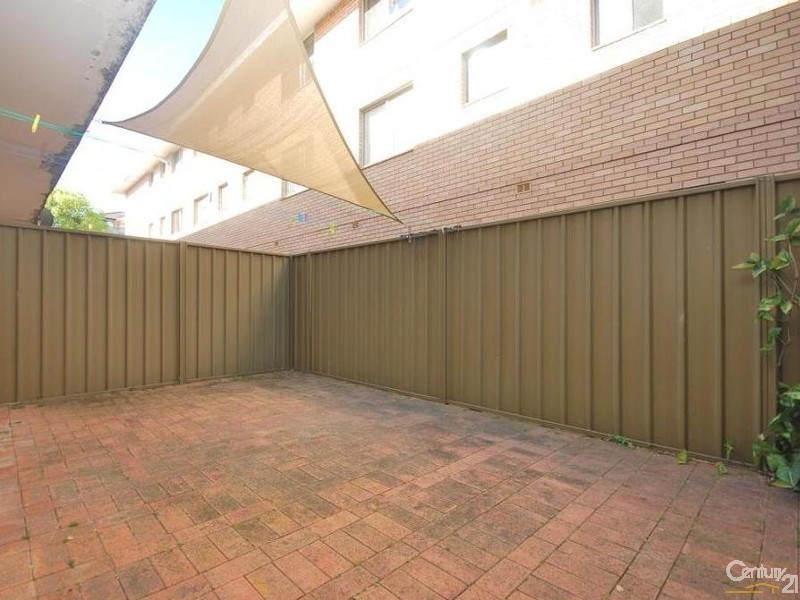 3/74  Harris Street, Fairfield NSW 2165